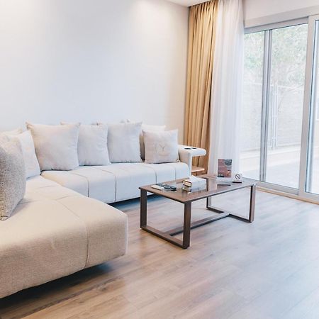 The Suites Near Auc By Elegant El El Cairo Exterior foto