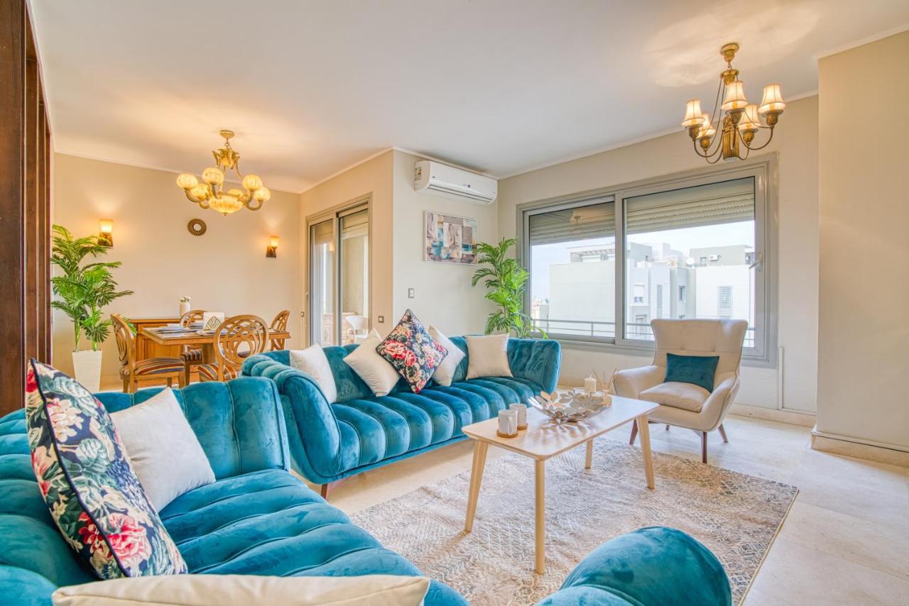 The Suites Near Auc By Elegant El El Cairo Exterior foto