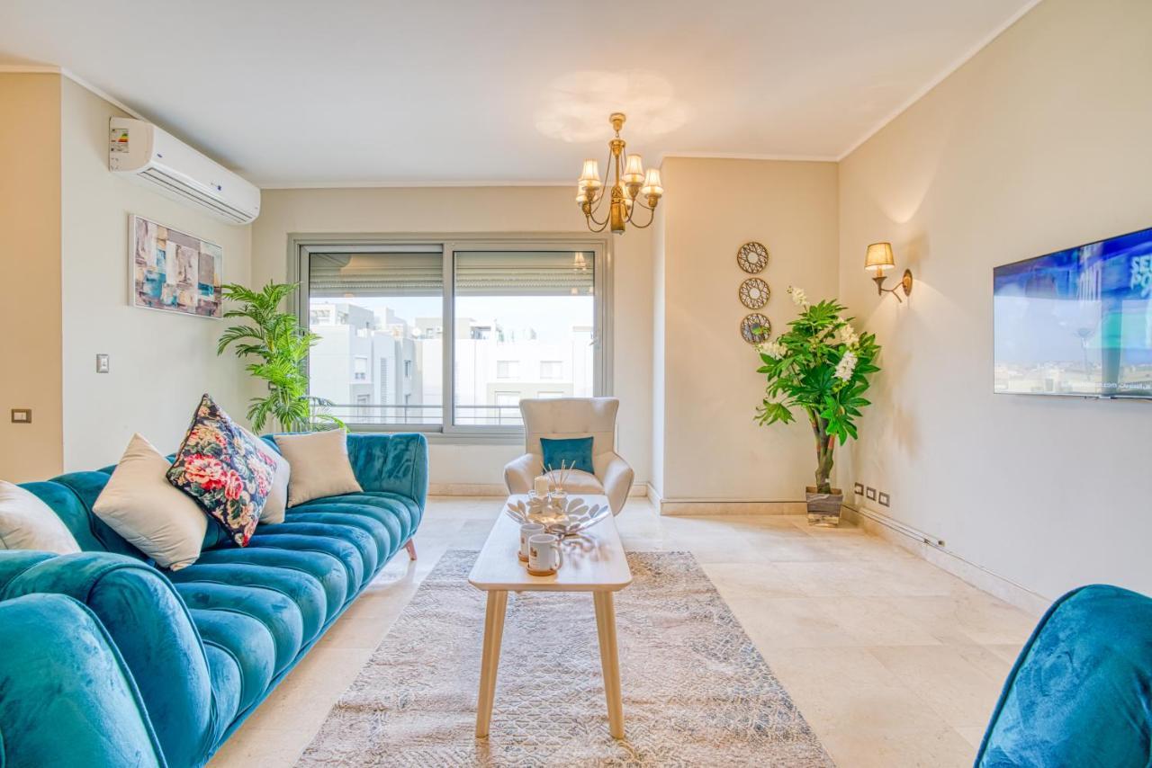 The Suites Near Auc By Elegant El El Cairo Exterior foto