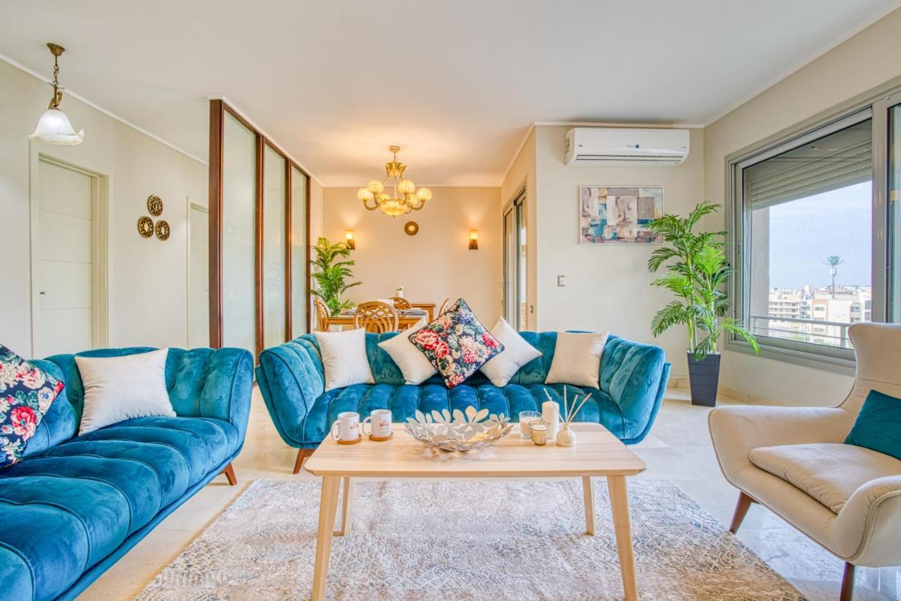 The Suites Near Auc By Elegant El El Cairo Exterior foto