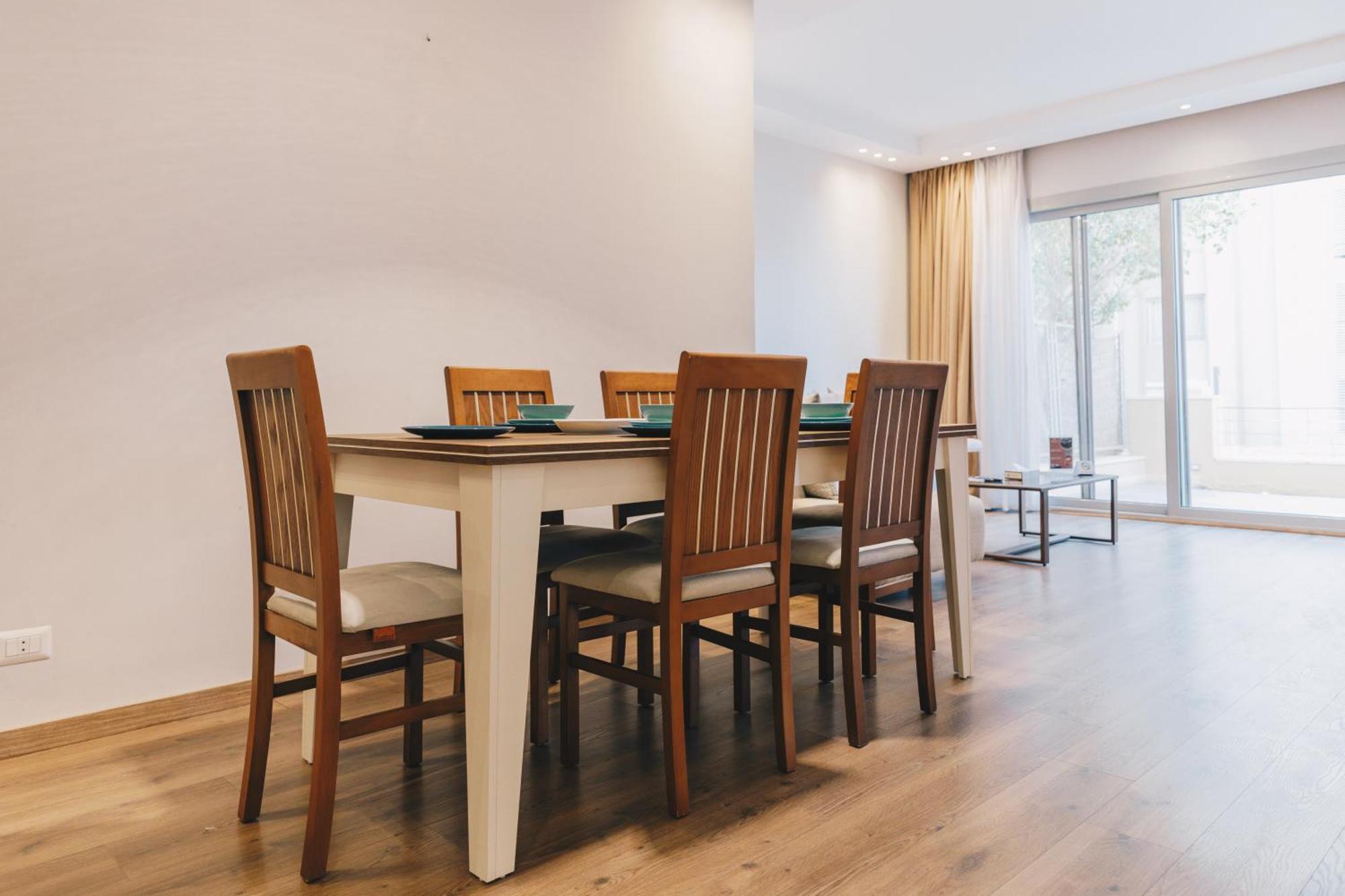 The Suites Near Auc By Elegant El El Cairo Exterior foto